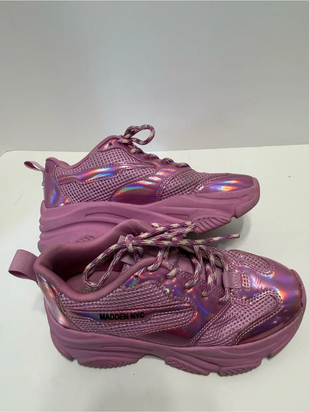 Steve Madden NYC Girl Dad Shoes Chunky Metallic Purple Sneakers Sz 1